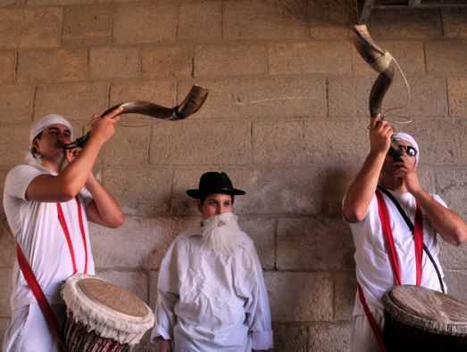 אירוע בר מצווה מלווה בתופים ובנגנים - 1